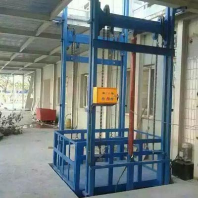 雙臂單缸導(dǎo)軌式升降機